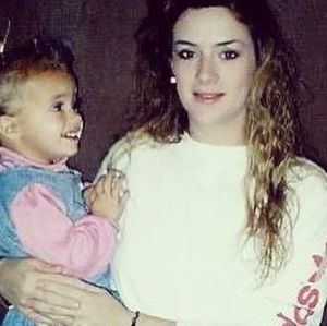 Meet your Posher, Cara